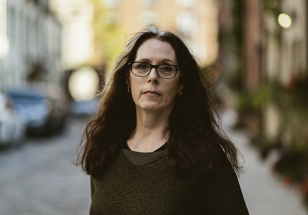 Portrait of Laurie Halse Anderson. Photo by Randy Fontanilla.