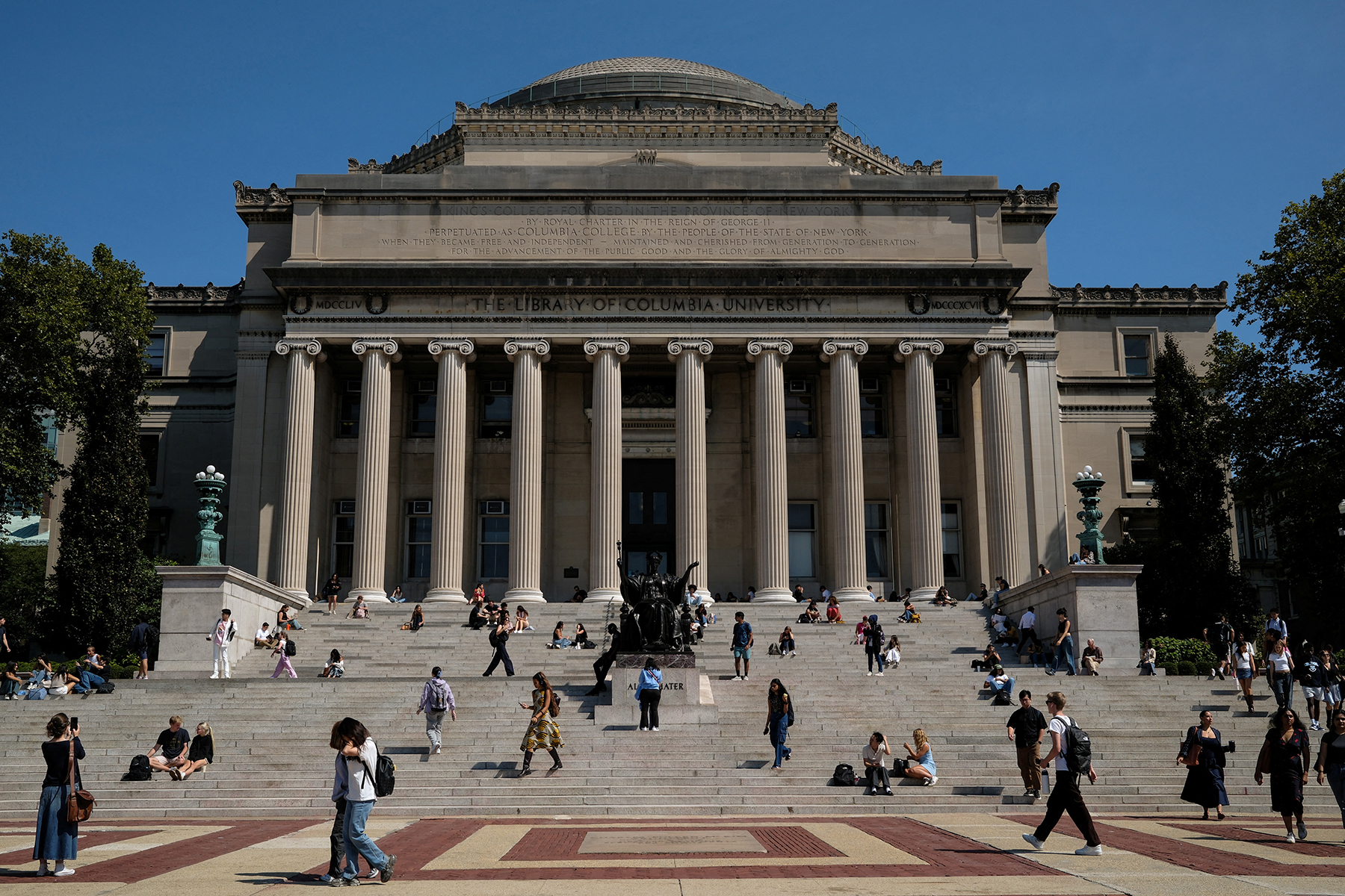 Image for Under Pressure From Trump, Columbia Plans Its Next Move With Other Colleges Watching