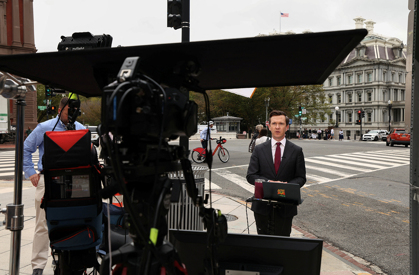 MS NOW reporter works from outside the White House in Washington
